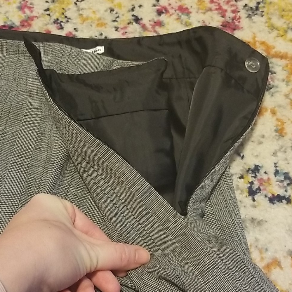 Grey fitted skirt - Picture 4 of 7